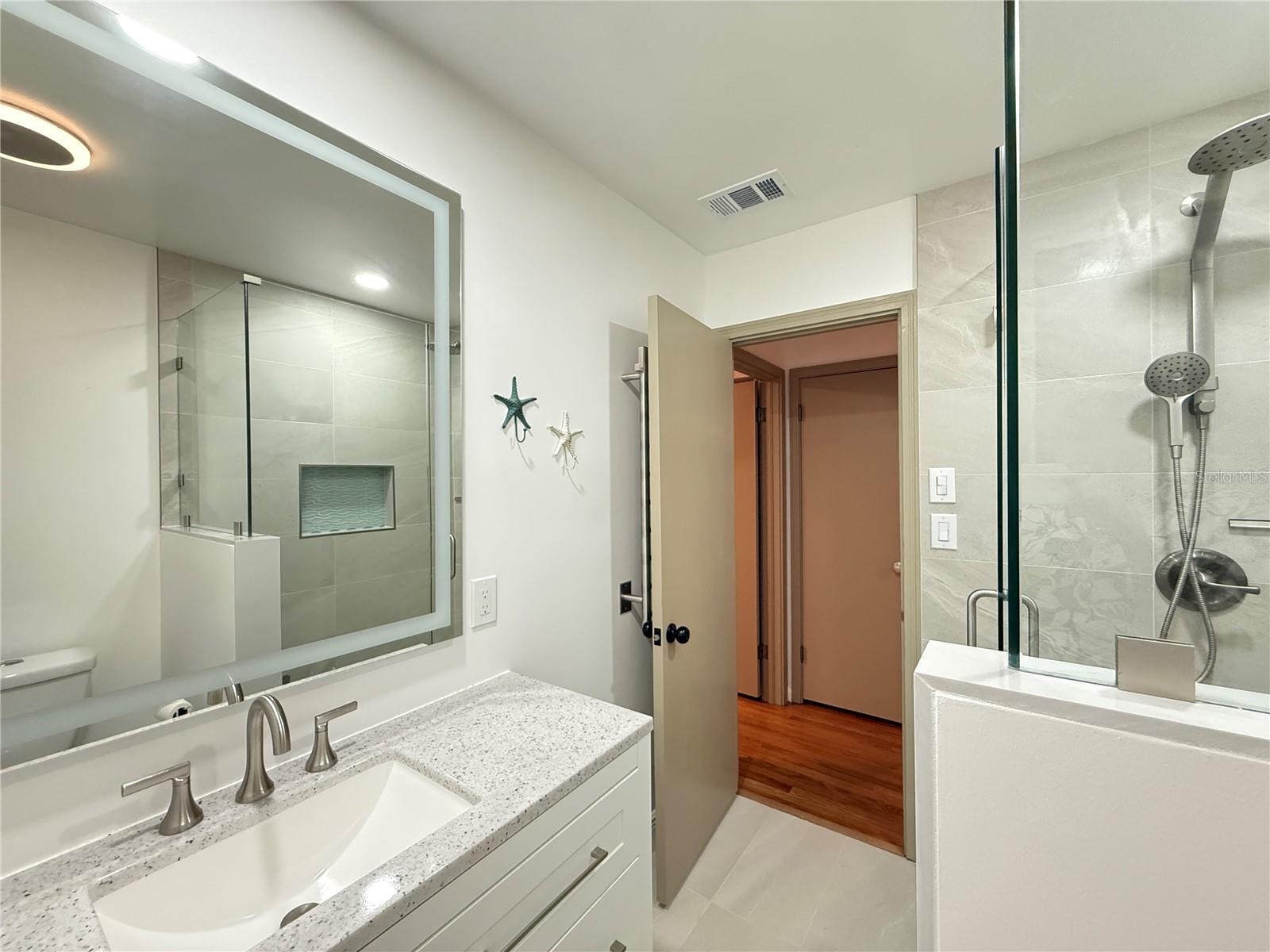 COOPER - Residential