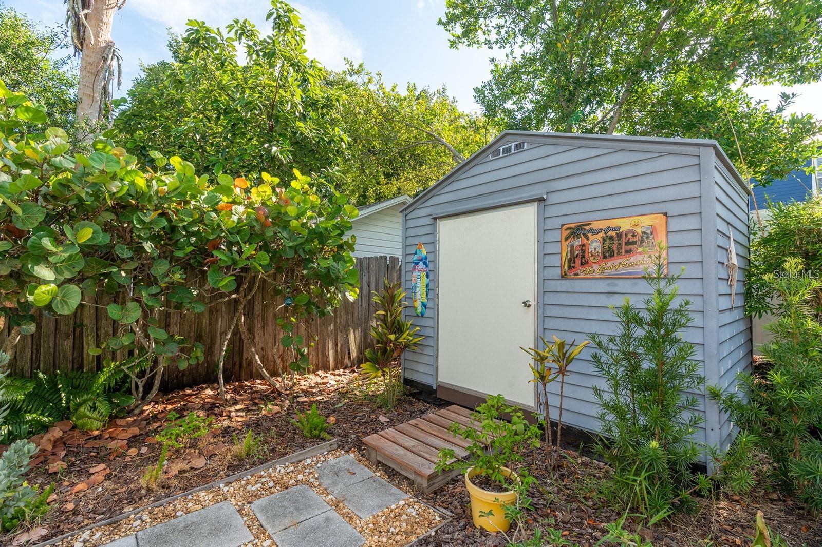 COOPER - Residential