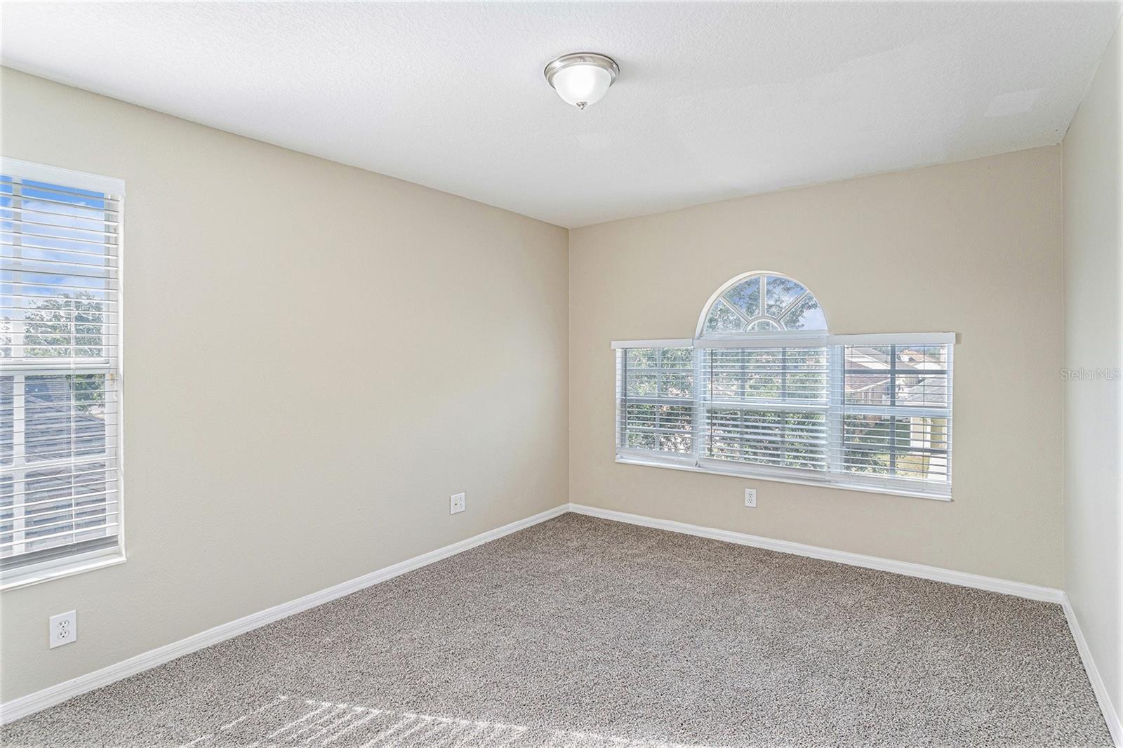 PARKWAY CENTER - Residential Lease