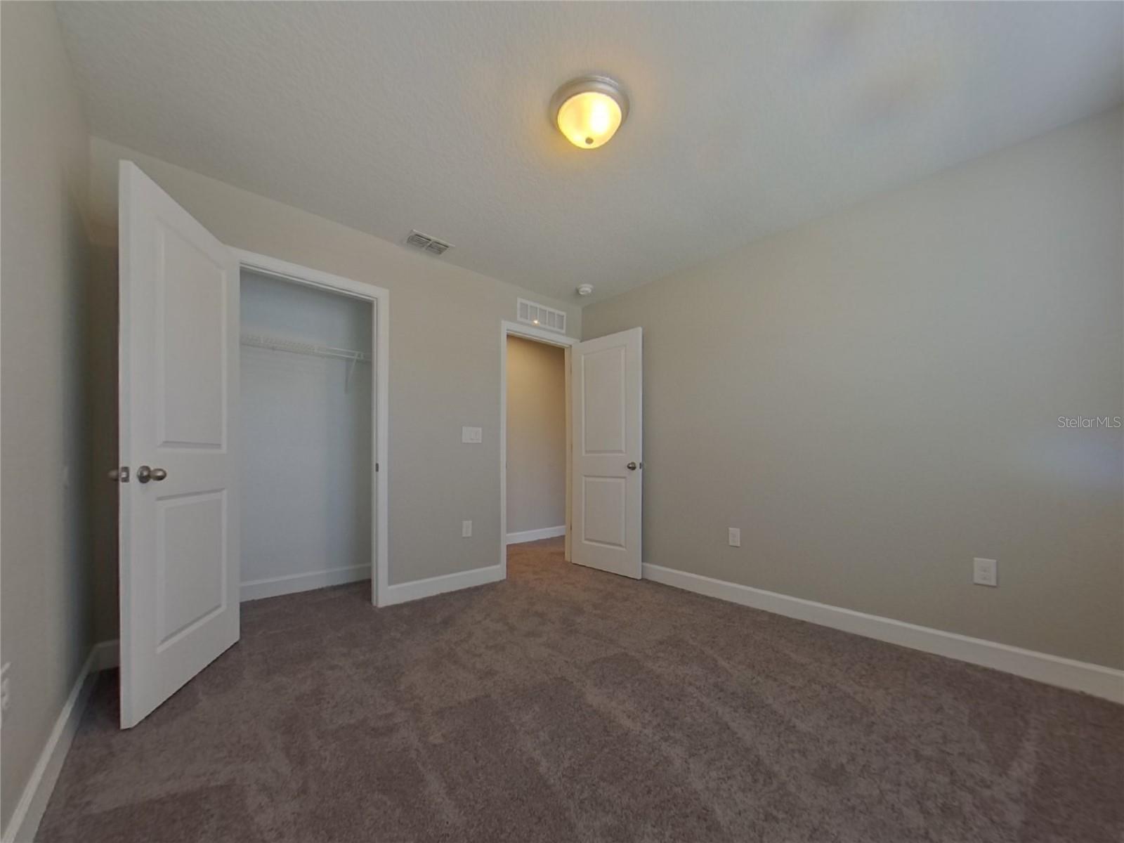 VICTORIA TRLS NORTHWEST 7 PH 2 - Residential Lease
