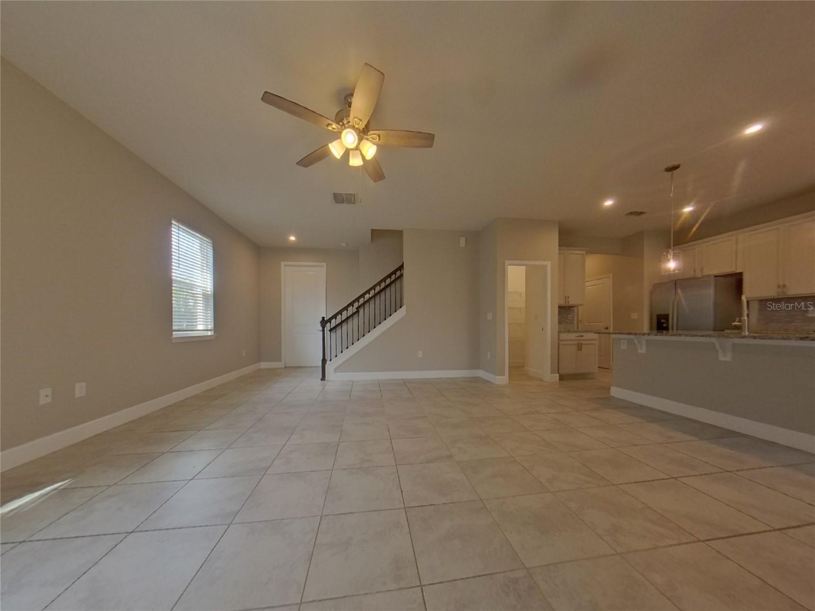 VICTORIA TRLS NORTHWEST 7 PH 2 - Residential Lease