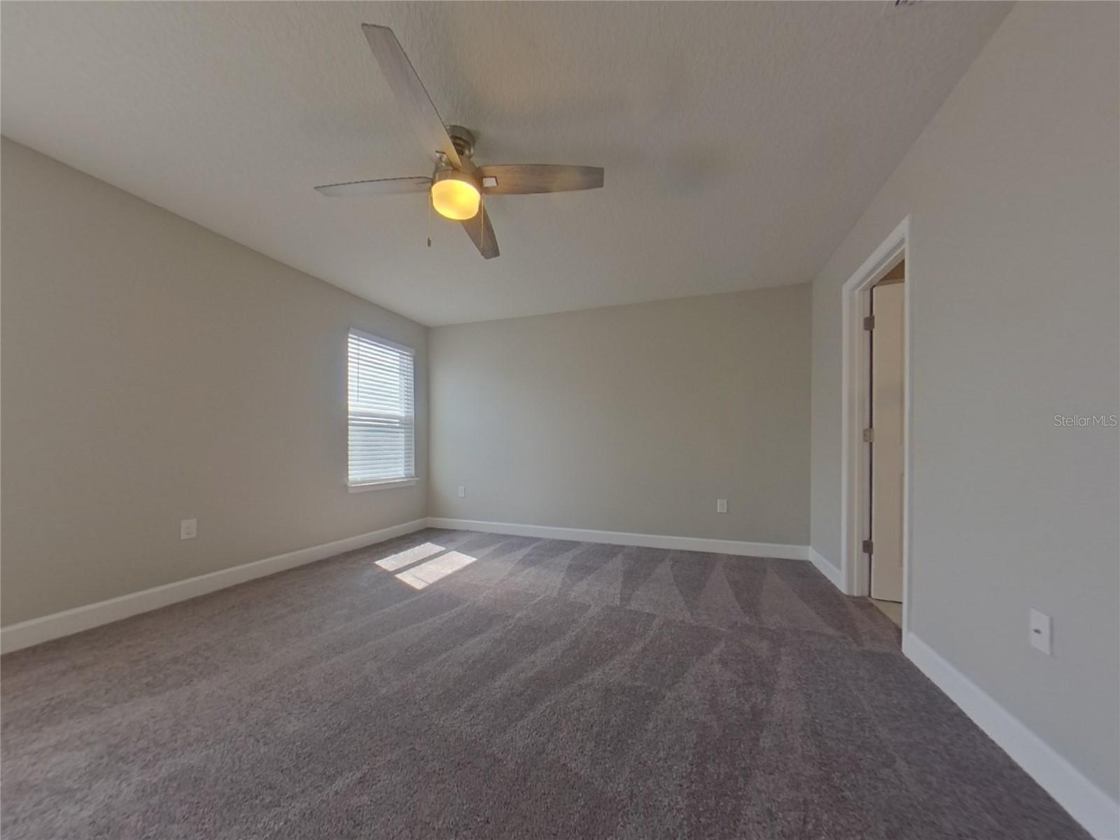 VICTORIA TRLS NORTHWEST 7 PH 2 - Residential Lease