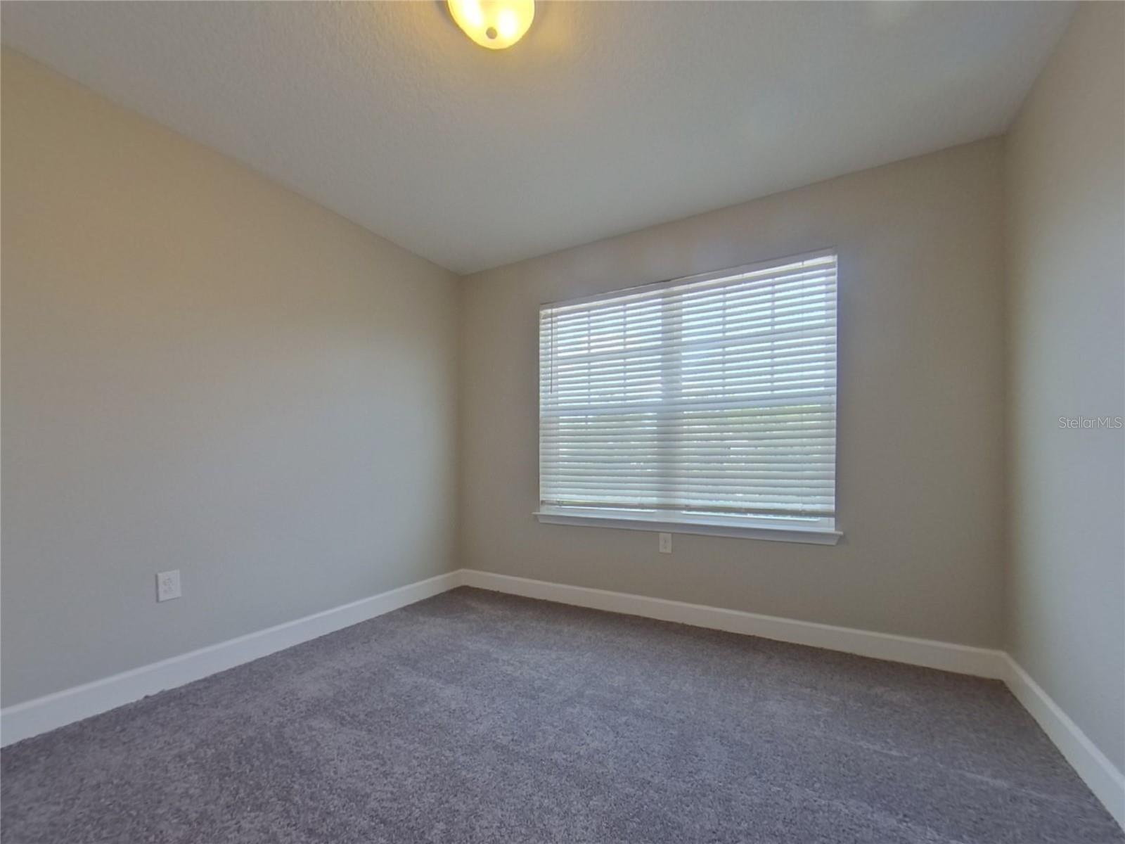 VICTORIA TRLS NORTHWEST 7 PH 2 - Residential Lease