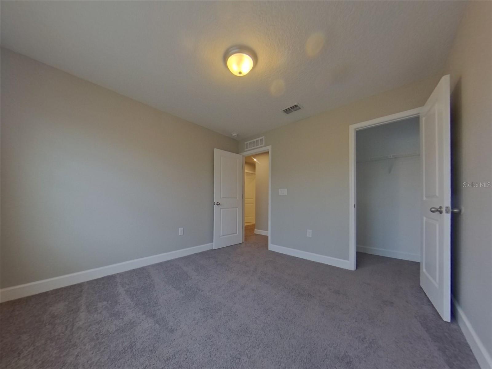 VICTORIA TRLS NORTHWEST 7 PH 2 - Residential Lease