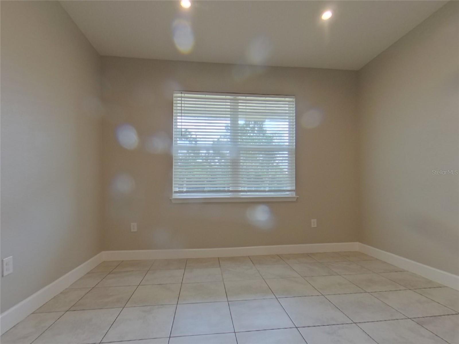 VICTORIA TRLS NORTHWEST 7 PH 2 - Residential Lease