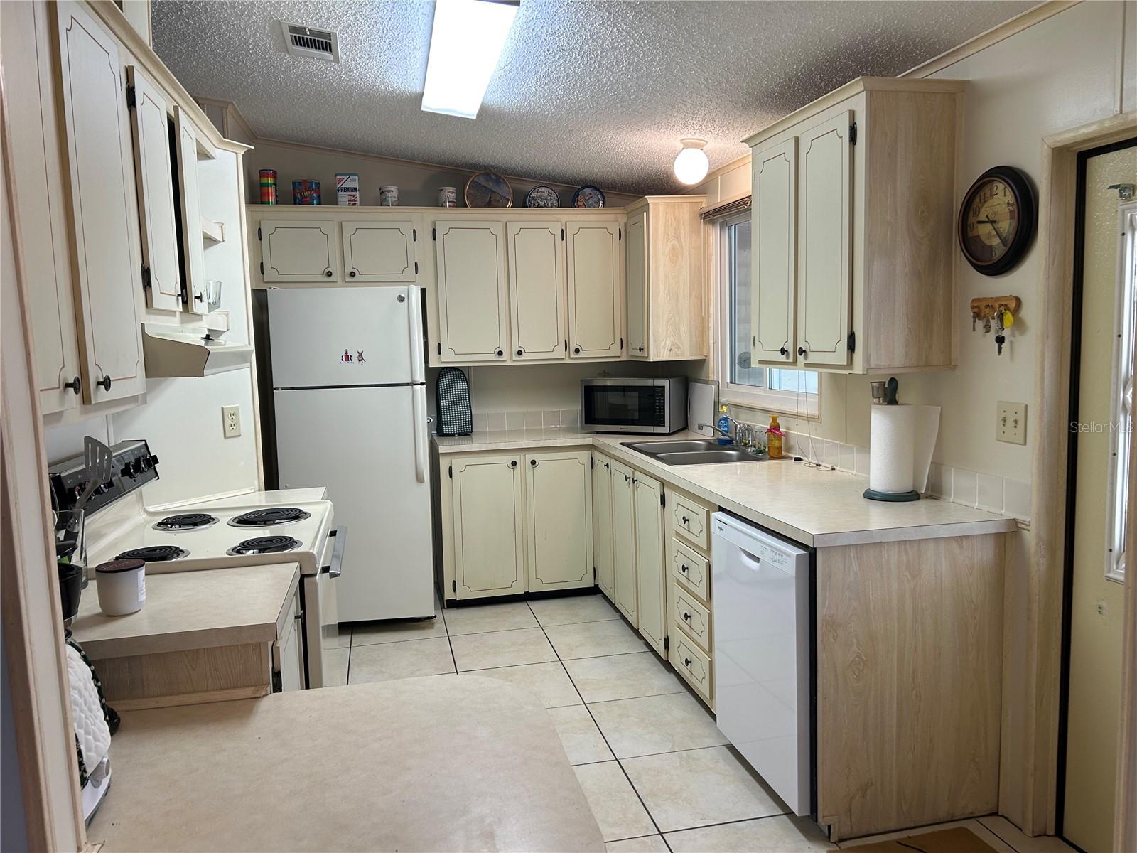 POLO PARK EAST MHP - Residential