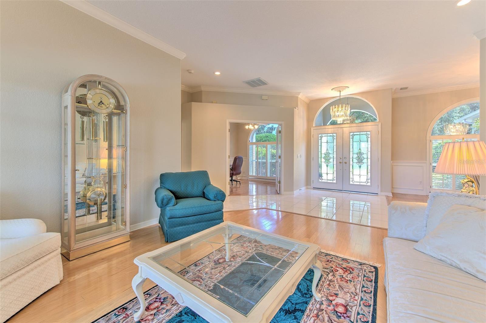 RIVER HILLS COUNTRY CLUB PH - Residential