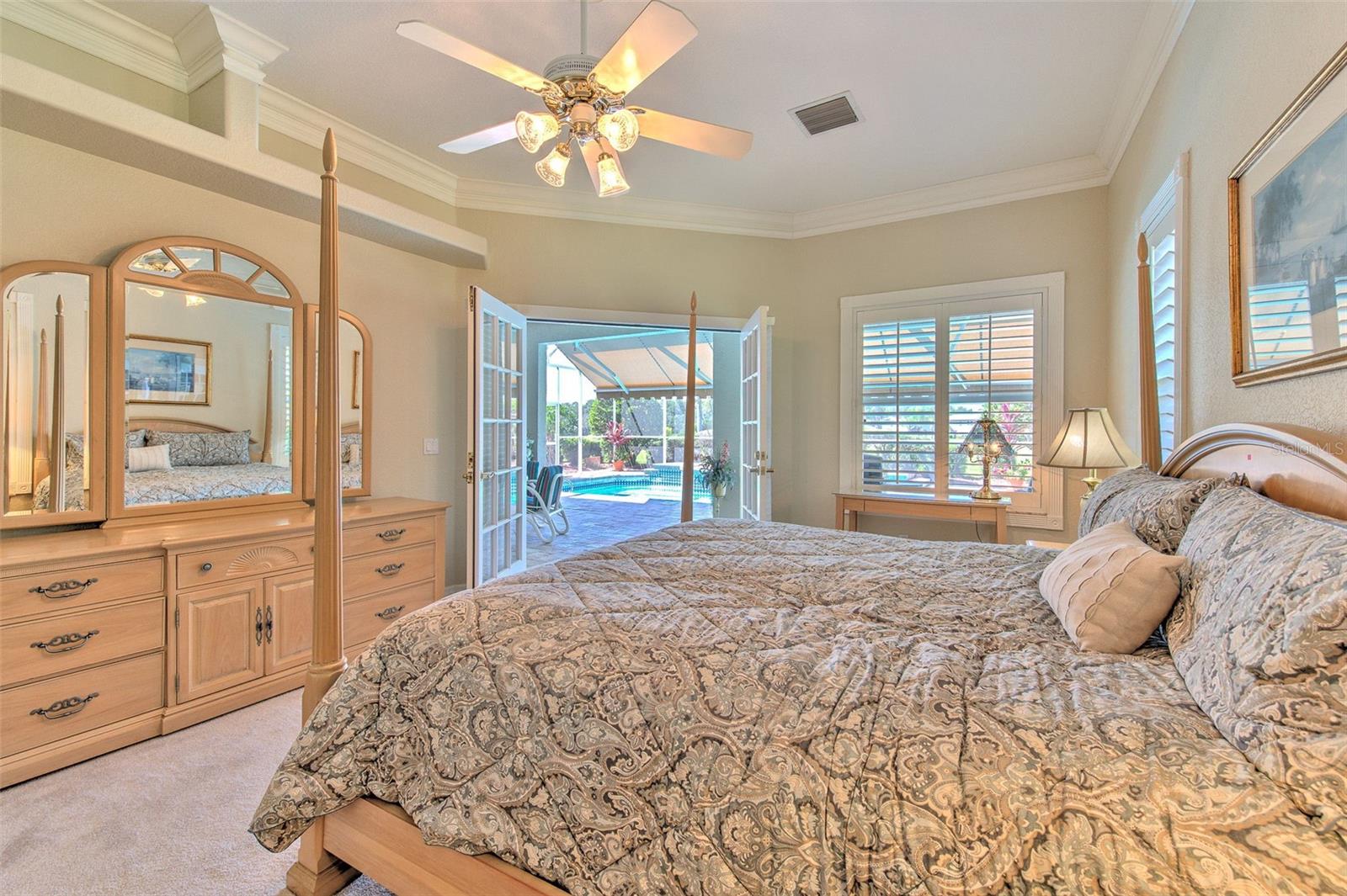 RIVER HILLS COUNTRY CLUB PH - Residential