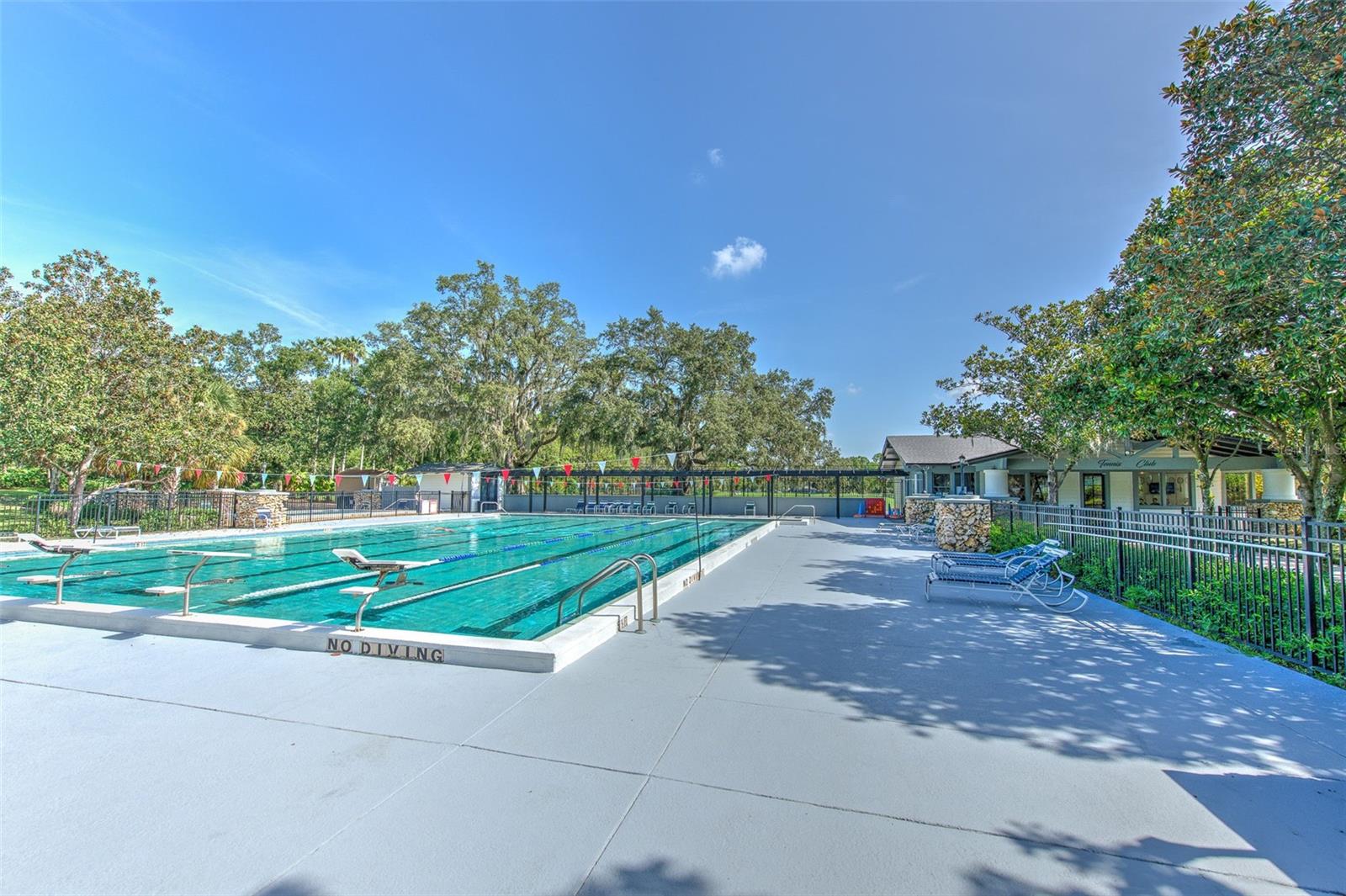 RIVER HILLS COUNTRY CLUB PH - Residential
