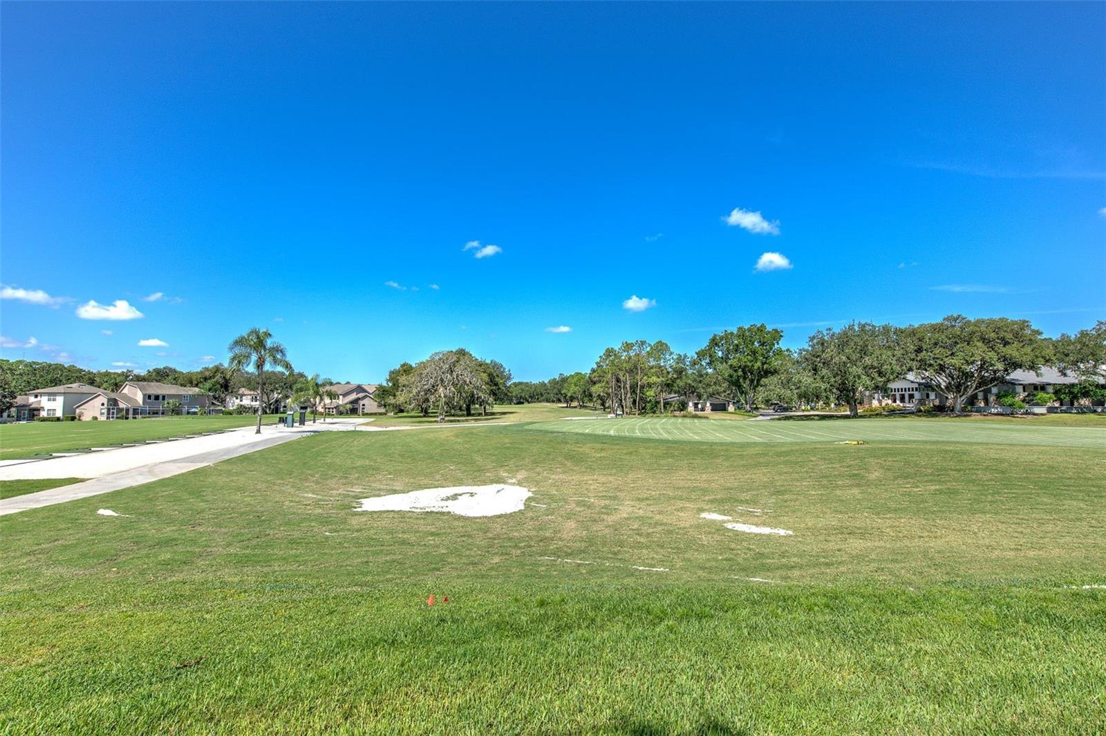 RIVER HILLS COUNTRY CLUB PH - Residential