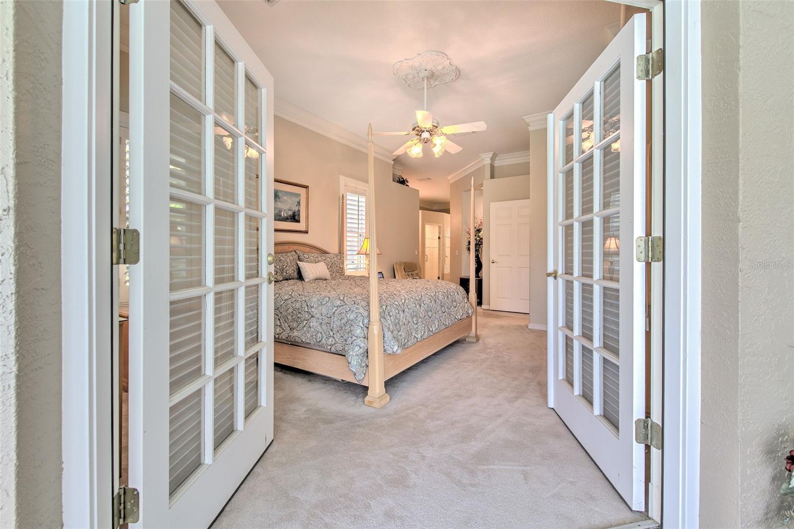 RIVER HILLS COUNTRY CLUB PH - Residential