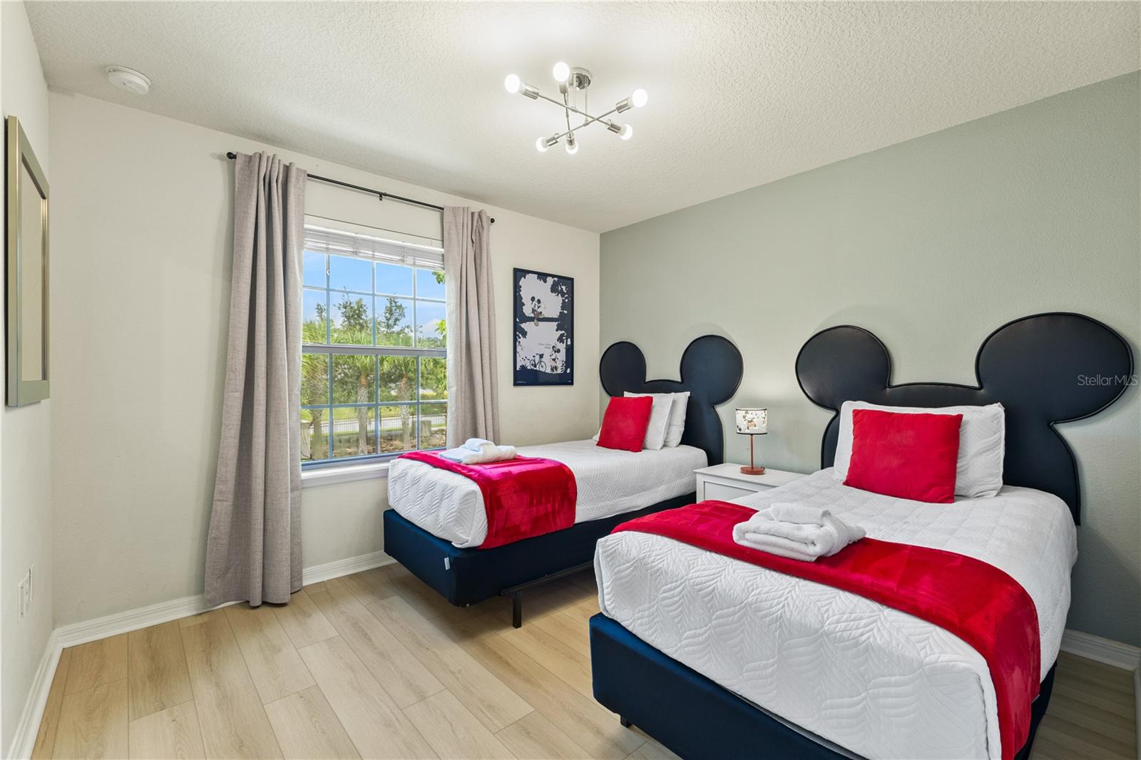 WINDSOR AT WESTSIDE PH 1 - Residential Lease