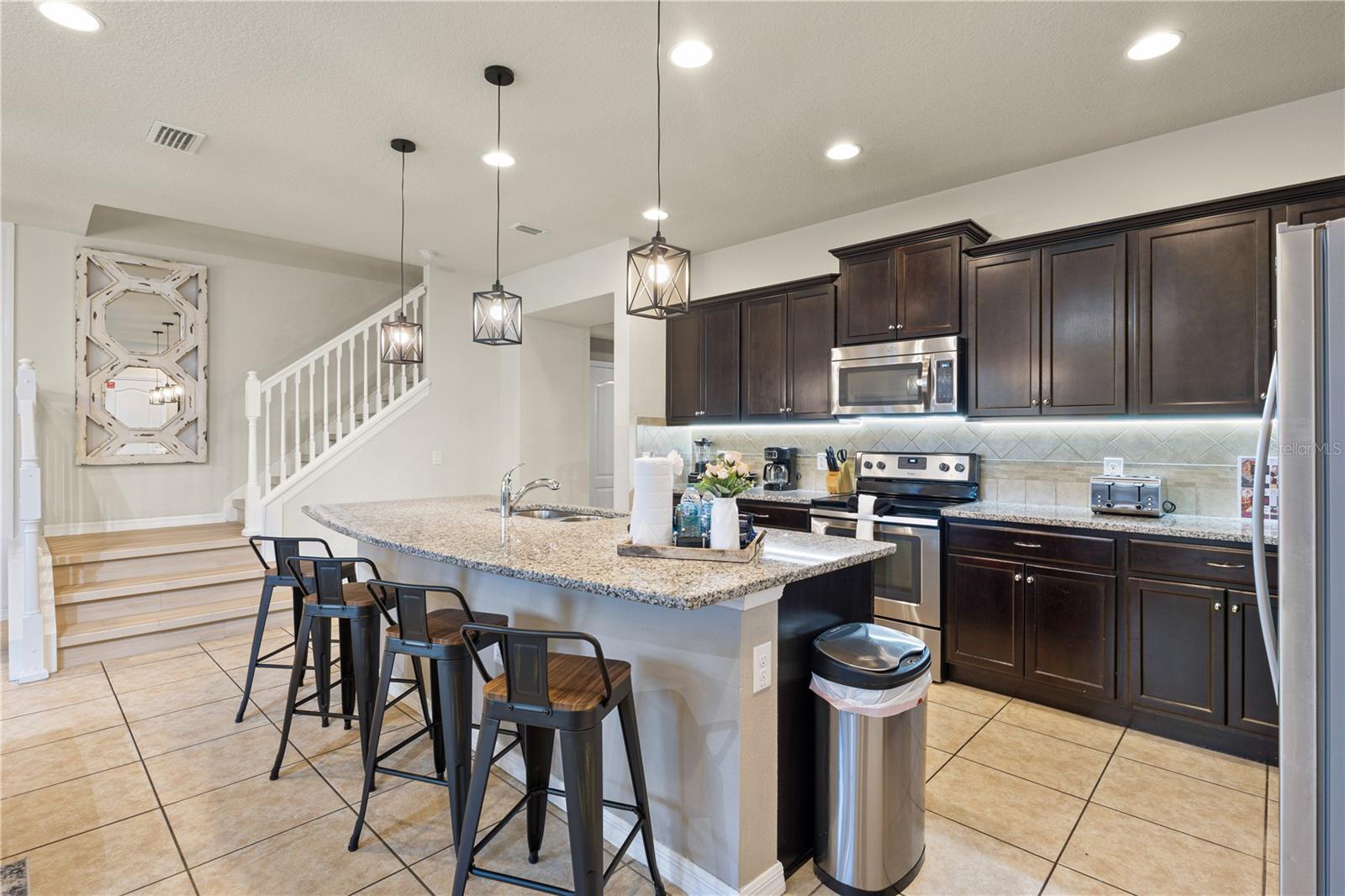 WINDSOR AT WESTSIDE PH 1 - Residential Lease