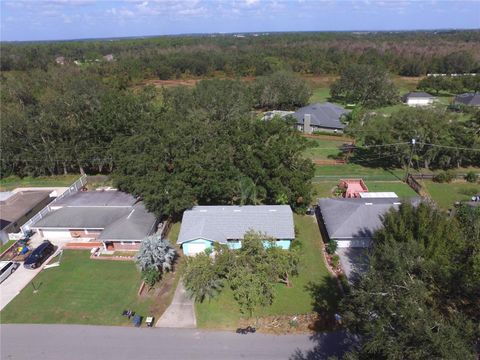 A home in WINTER HAVEN