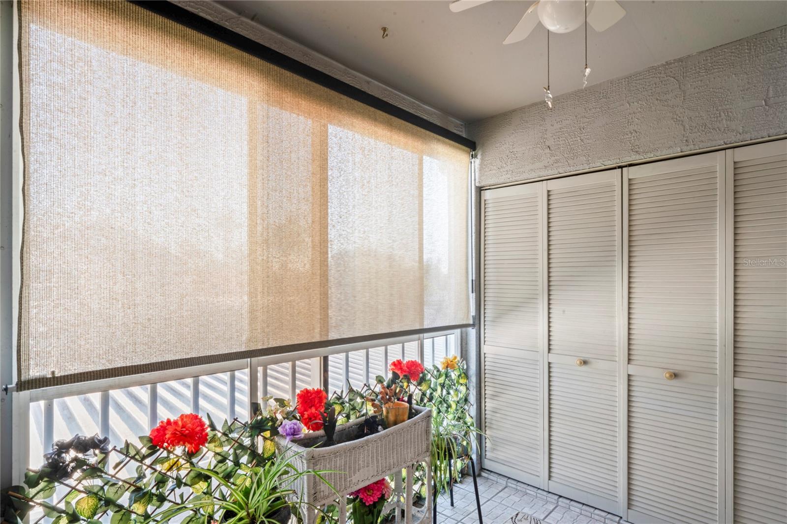 HILLSIDE CONDO - Residential