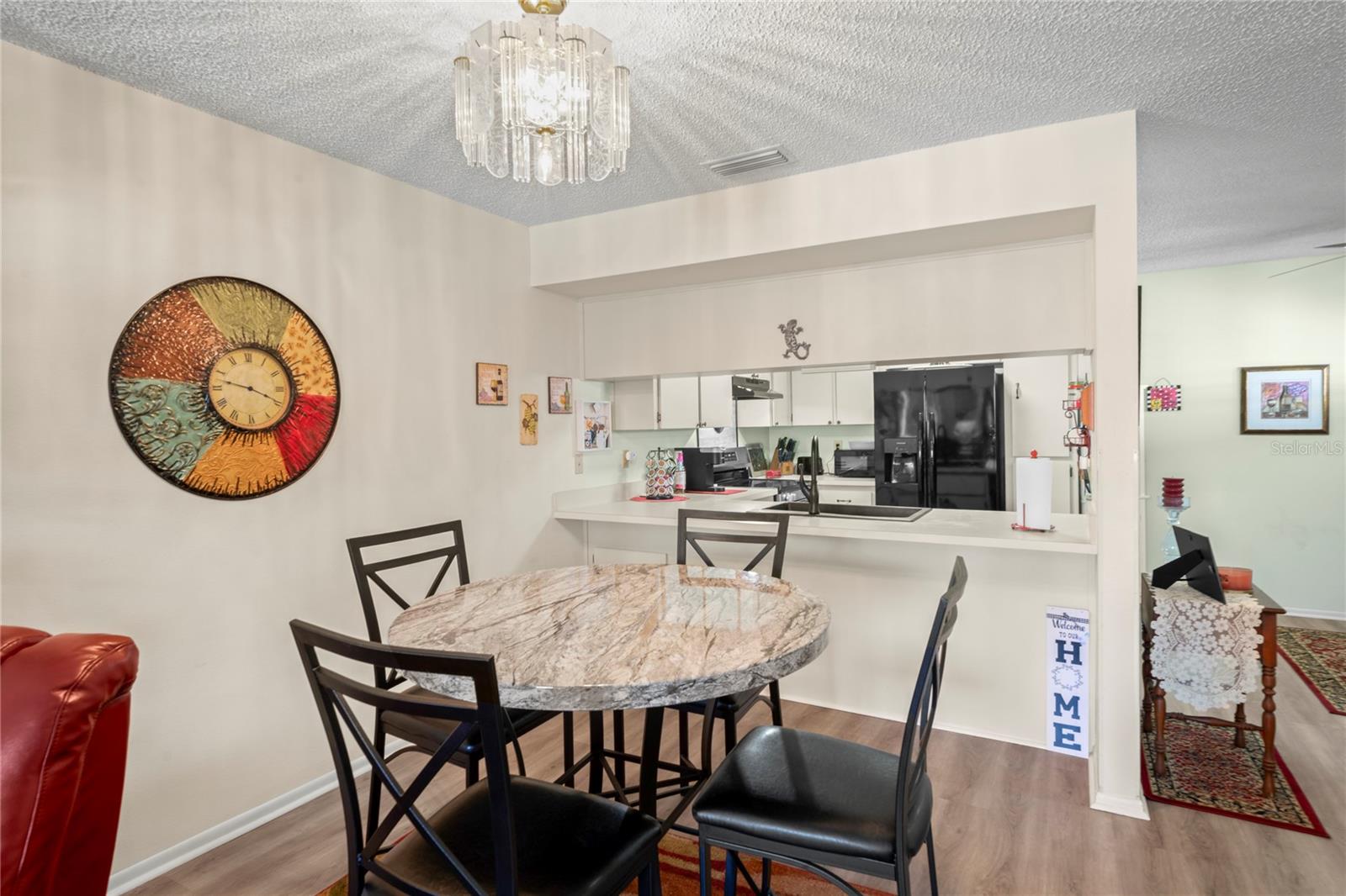 HILLSIDE CONDO - Residential