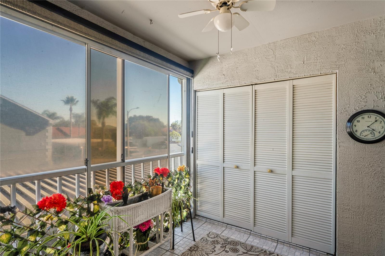 HILLSIDE CONDO - Residential
