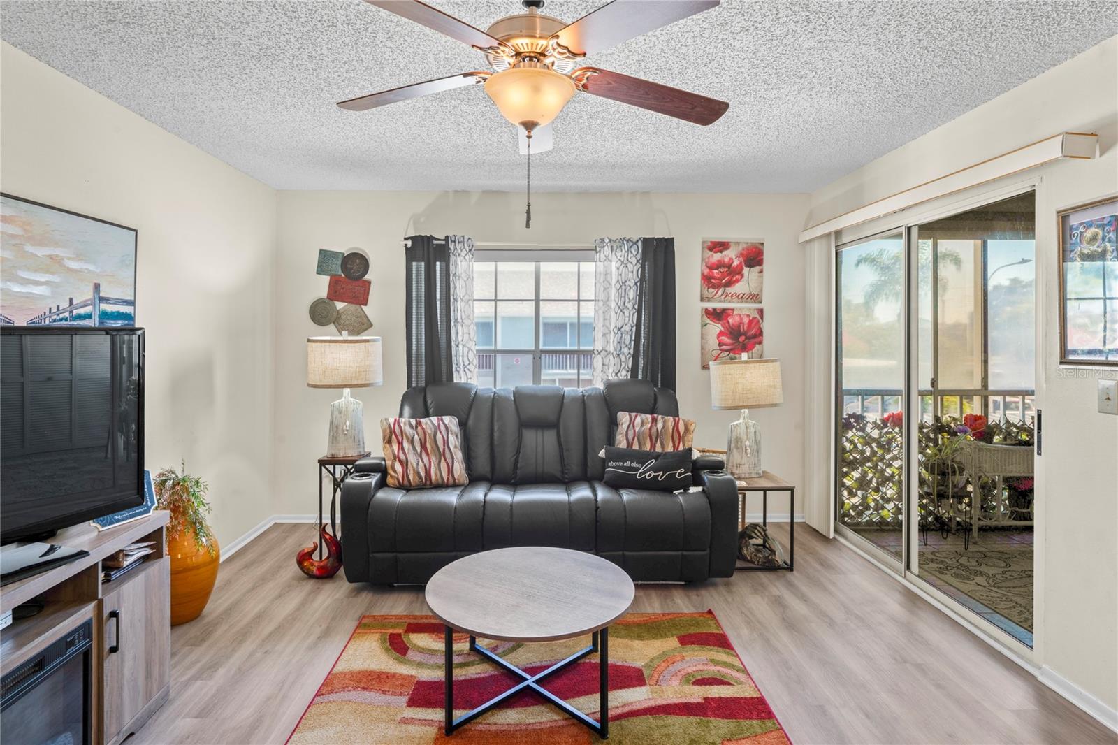 HILLSIDE CONDO - Residential