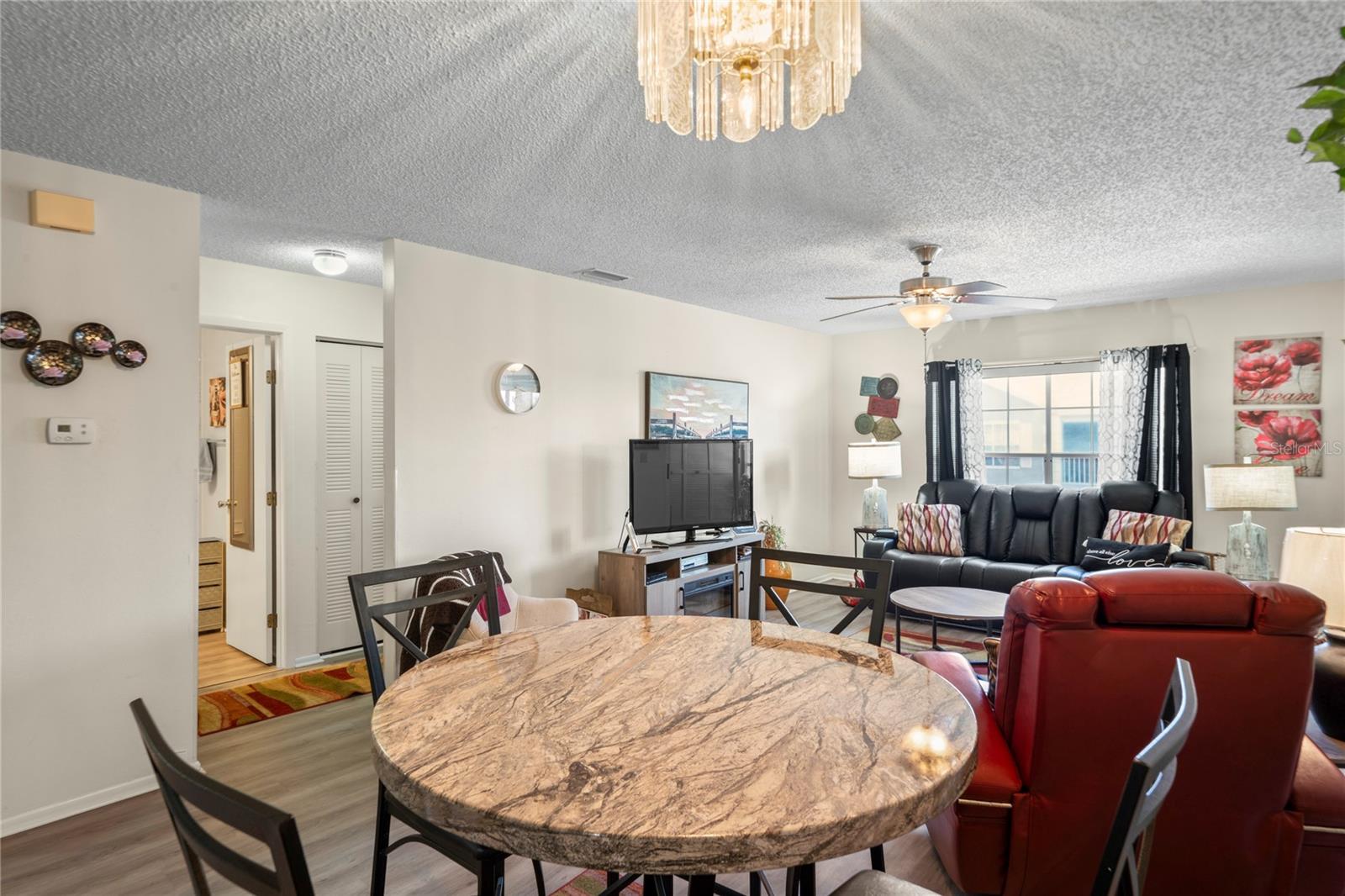 HILLSIDE CONDO - Residential