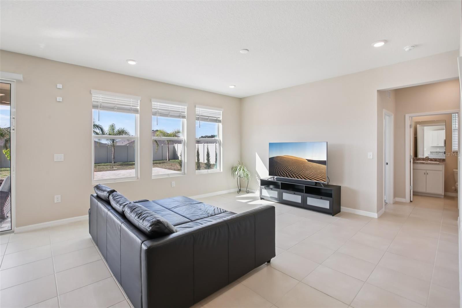 MIRADA PRCL 19-1 - Residential