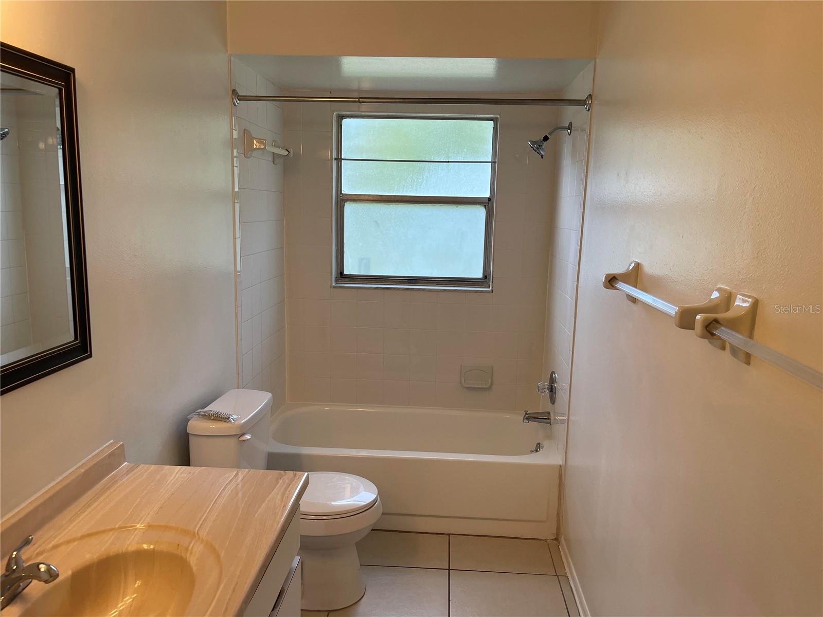 MACKEY GROVE - Residential Lease