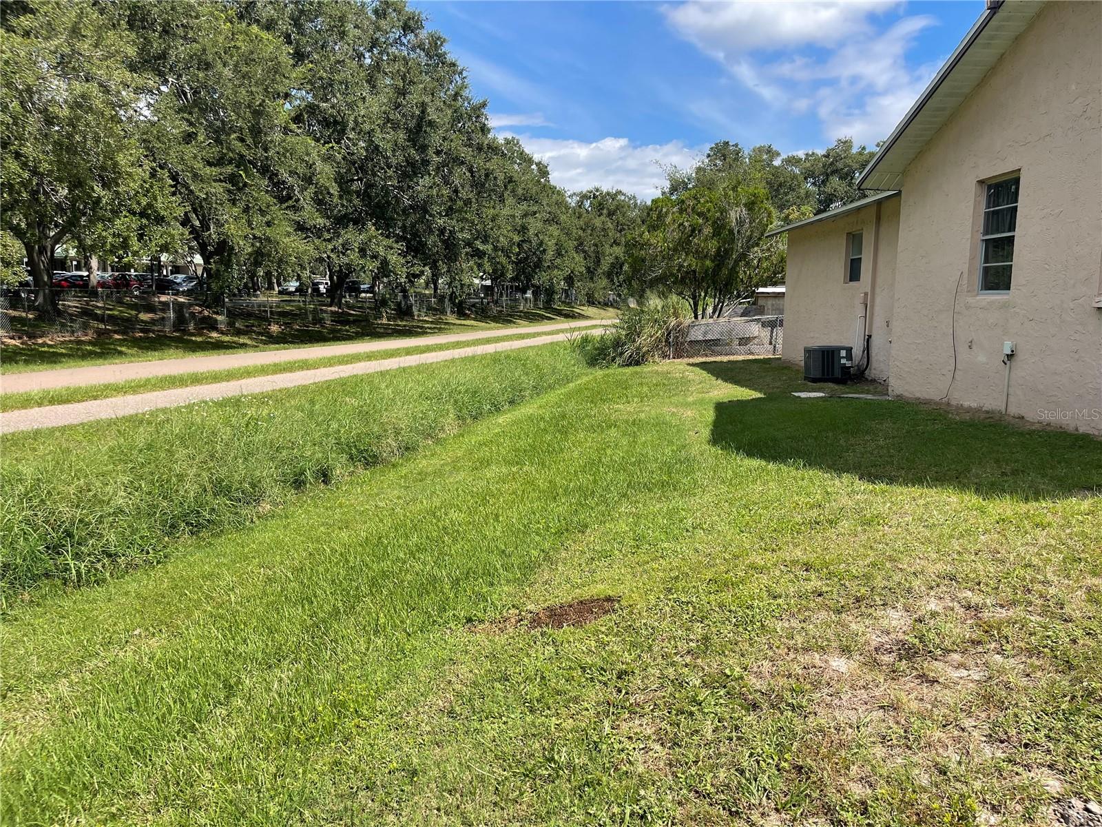 MACKEY GROVE - Residential Lease