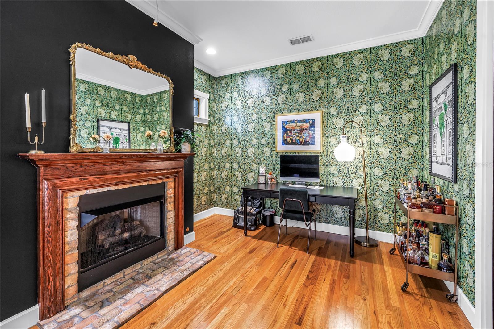 BROBSTON FENDIG & CO HALF WA - Residential