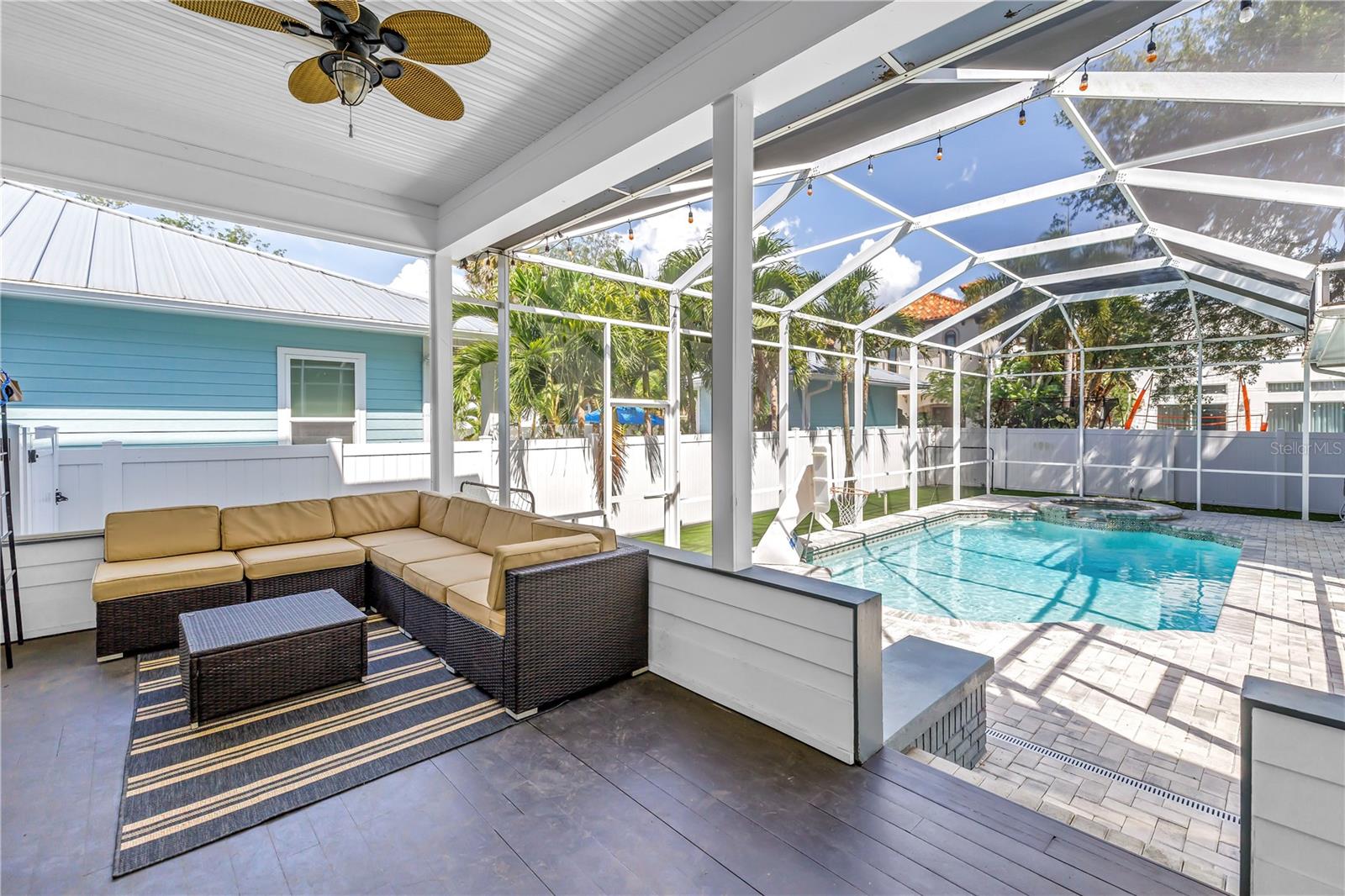 BROBSTON FENDIG & CO HALF WA - Residential