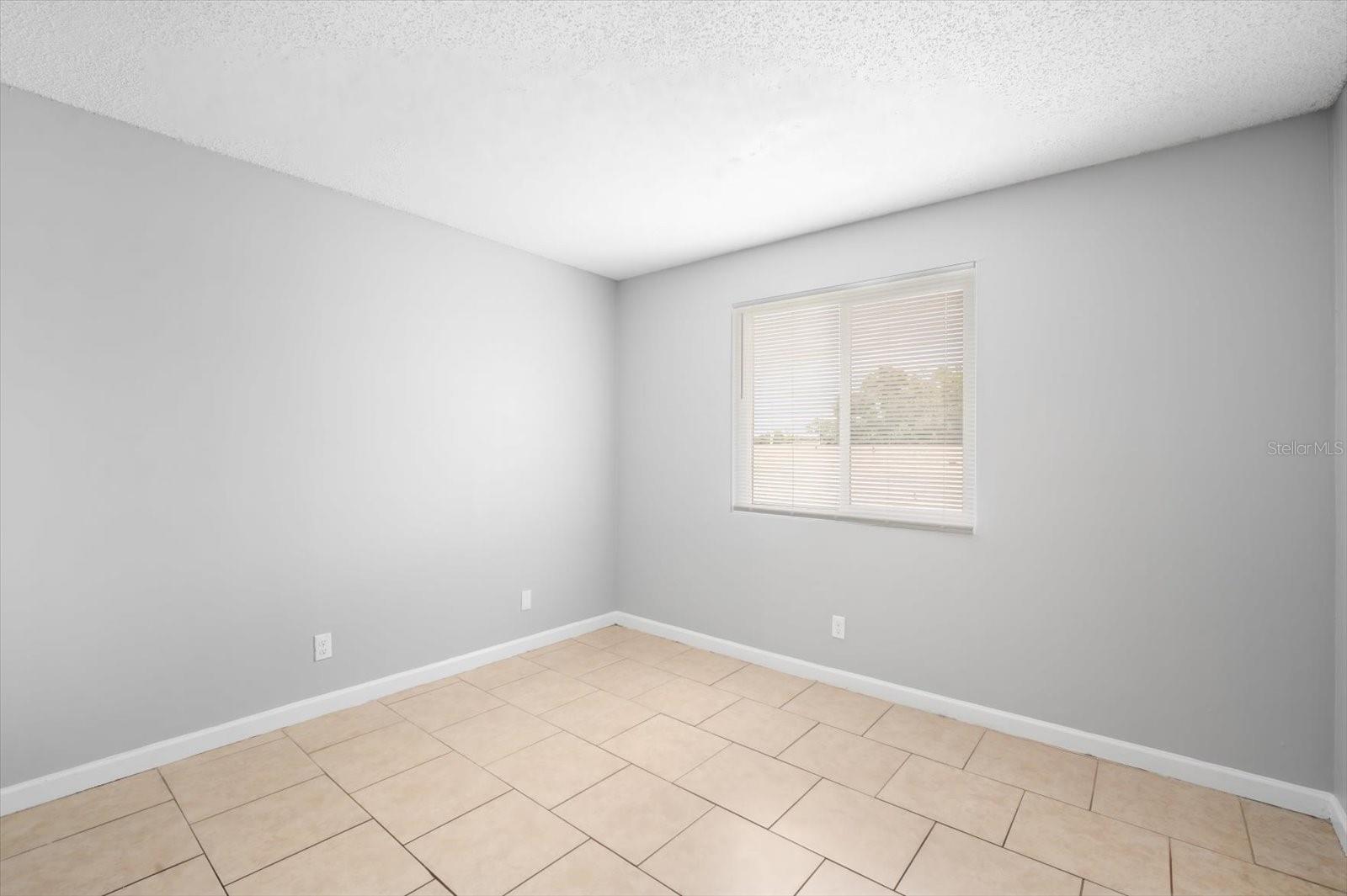 THE HAMPTONS AT BRANDON A CONDO - Residential