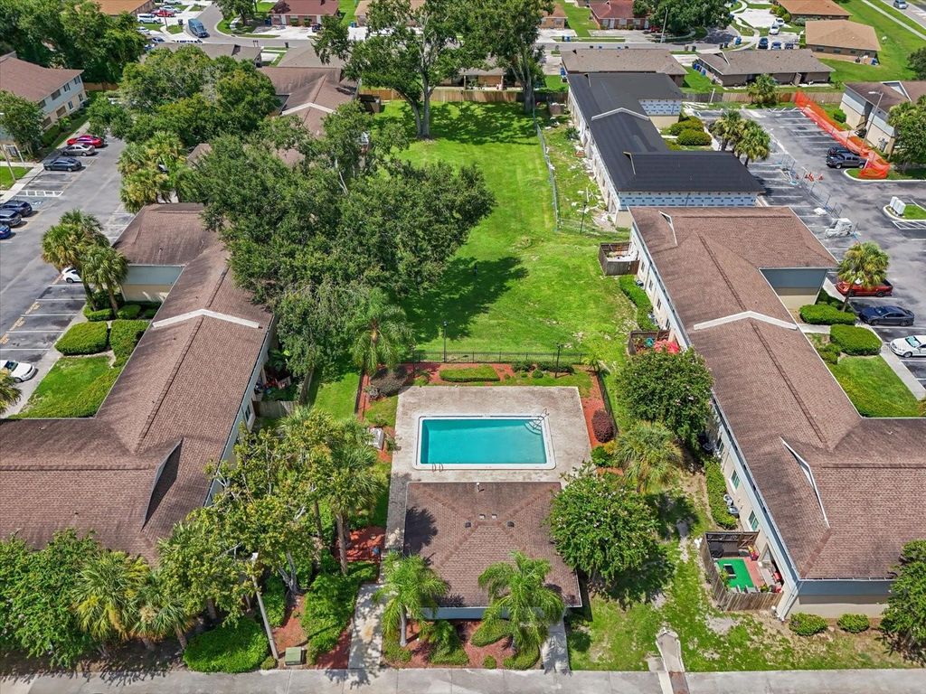 Photo of 239 Red Maple Place, Brandon, FL 33510 (MLS # TB8418940)