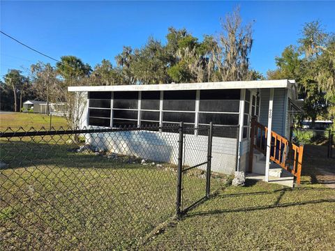 Tiny photo for 920 Cr 452a, Lake Panasoffkee, FL 33538 (MLS # OM715637)