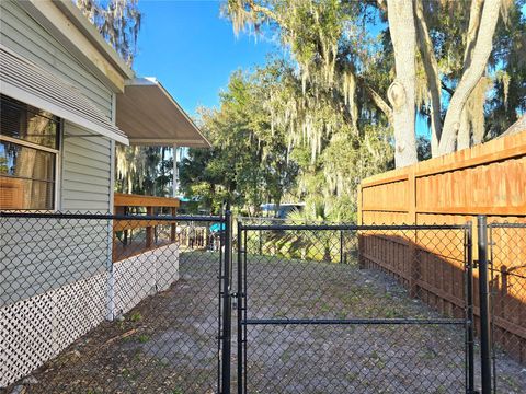 Tiny photo for 920 Cr 452a, Lake Panasoffkee, FL 33538 (MLS # OM715637)