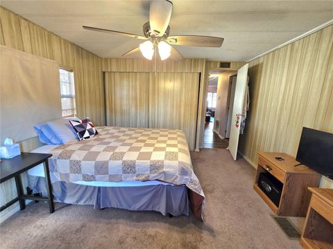 Tiny photo for 920 Cr 452a, Lake Panasoffkee, FL 33538 (MLS # OM715637)