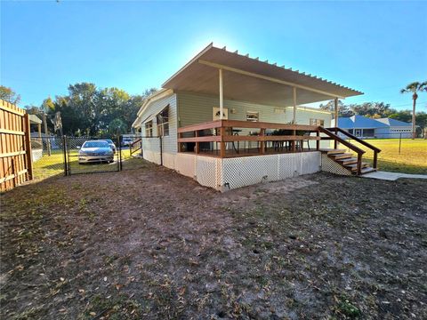 Tiny photo for 920 Cr 452a, Lake Panasoffkee, FL 33538 (MLS # OM715637)