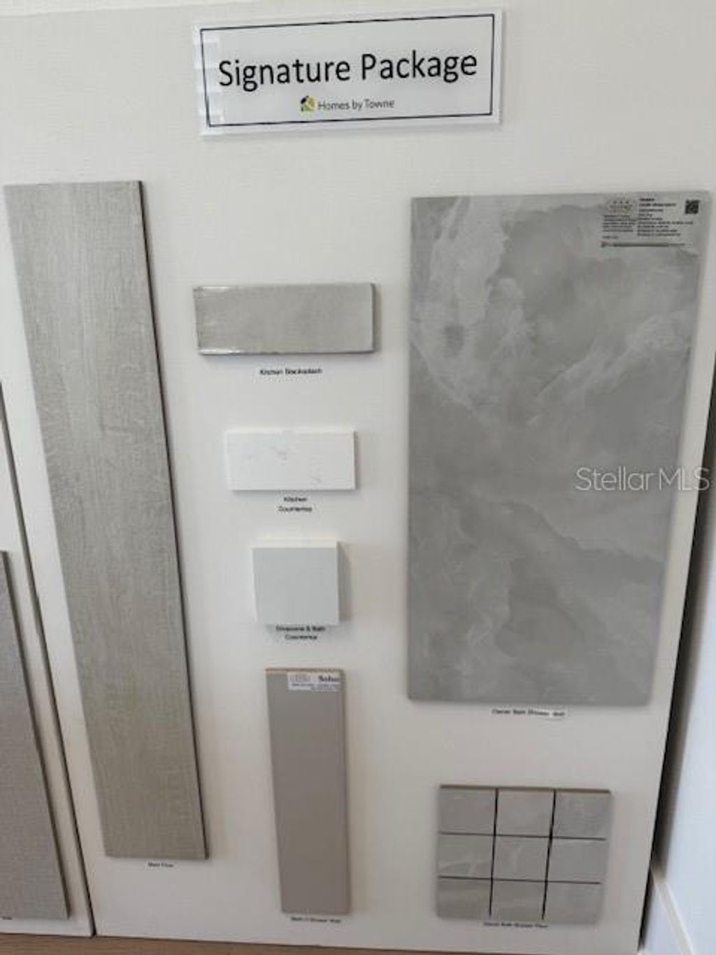 Photo of 9500 Lunar Dove Drive, Sarasota, FL 34240 (MLS # A4678389)