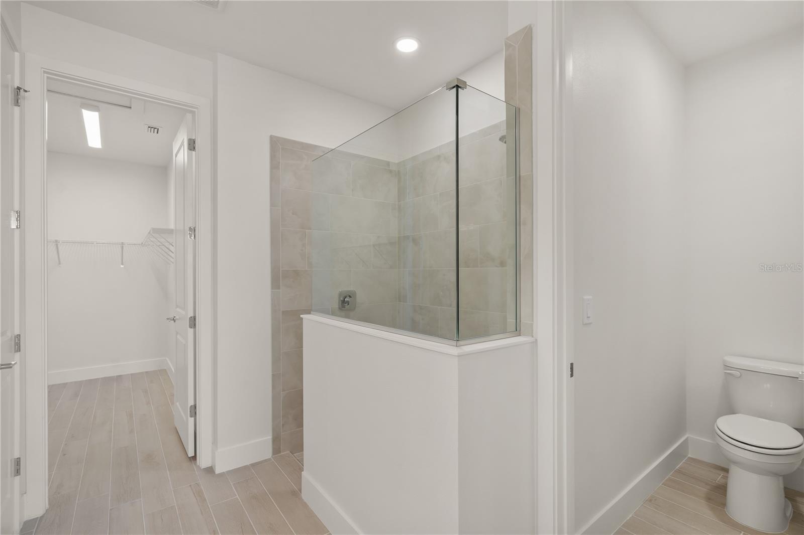 SHELLSTONE AT WATERSIDE - Residential