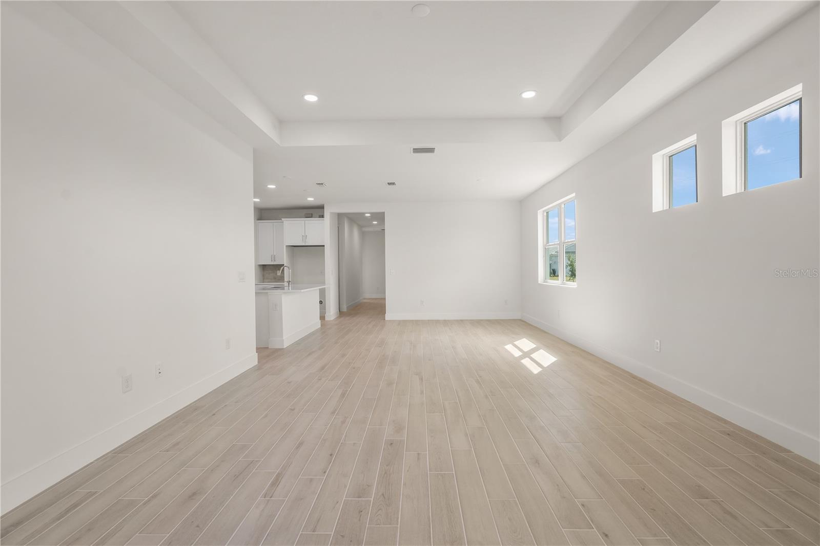 SHELLSTONE AT WATERSIDE - Residential