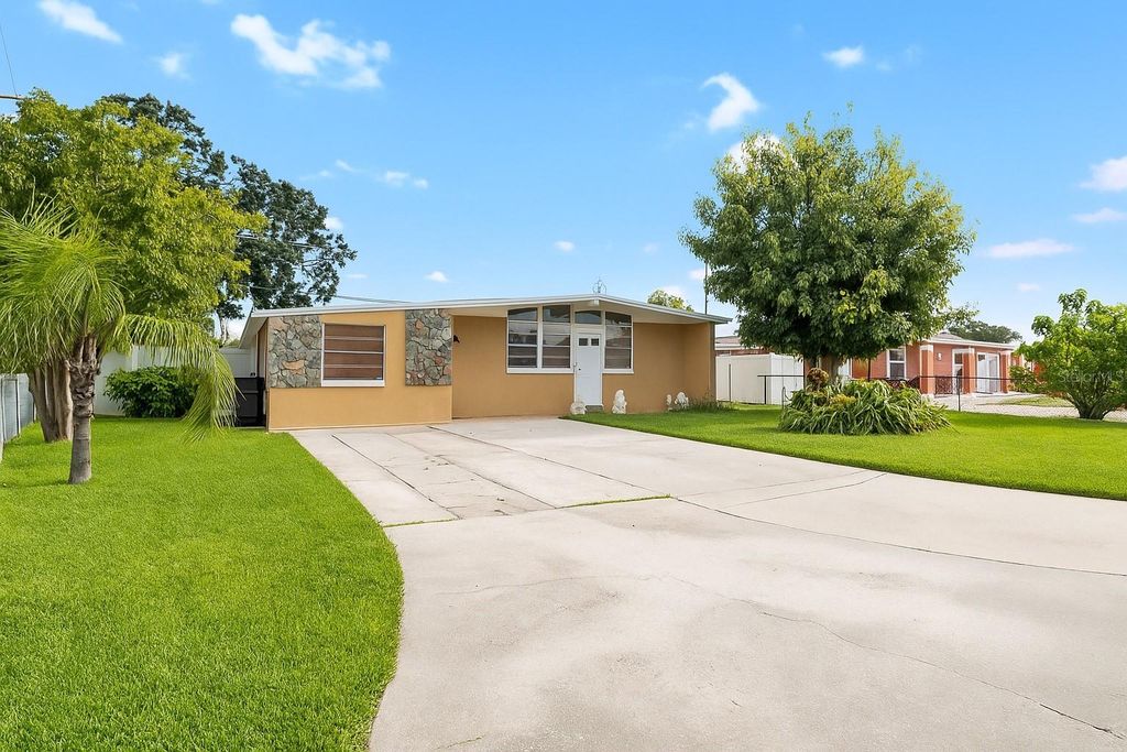 Photo of 4417 W Paris Street, Tampa, FL 33614 (MLS # TB8423593)