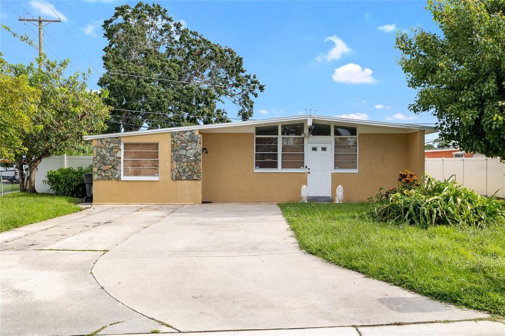 Photo of 4417 W Paris Street, Tampa, FL 33614 (MLS # TB8423593)