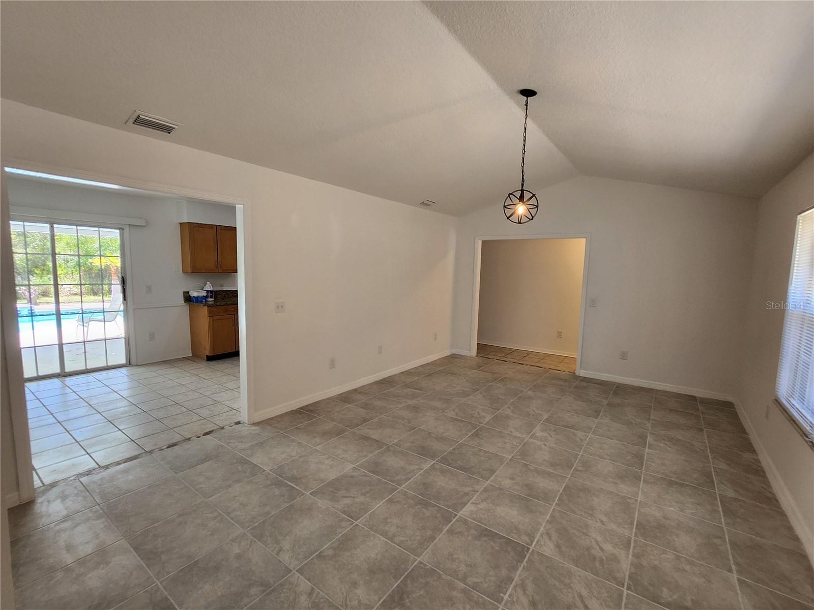 SILVER SPGS SHORES - Residential Lease