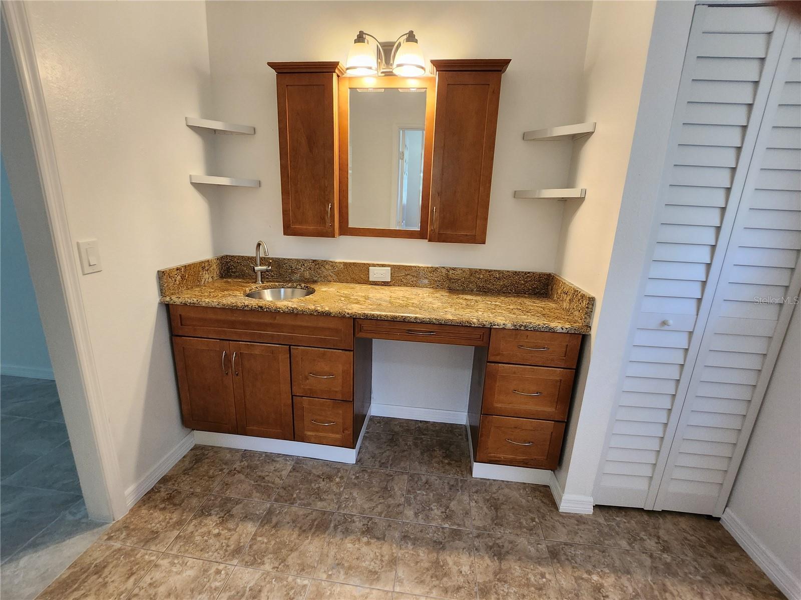 SILVER SPGS SHORES - Residential Lease