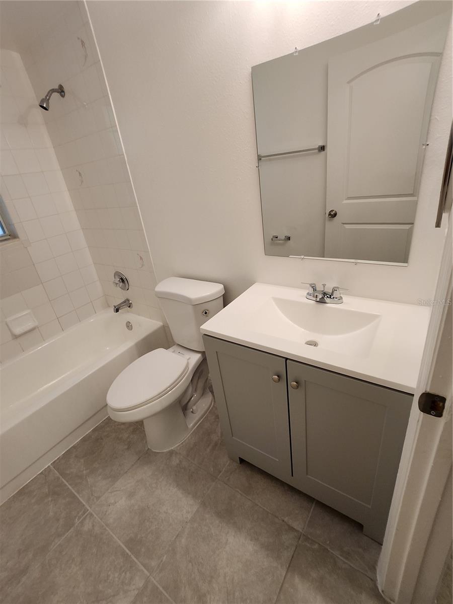 SILVER SPGS SHORES - Residential Lease