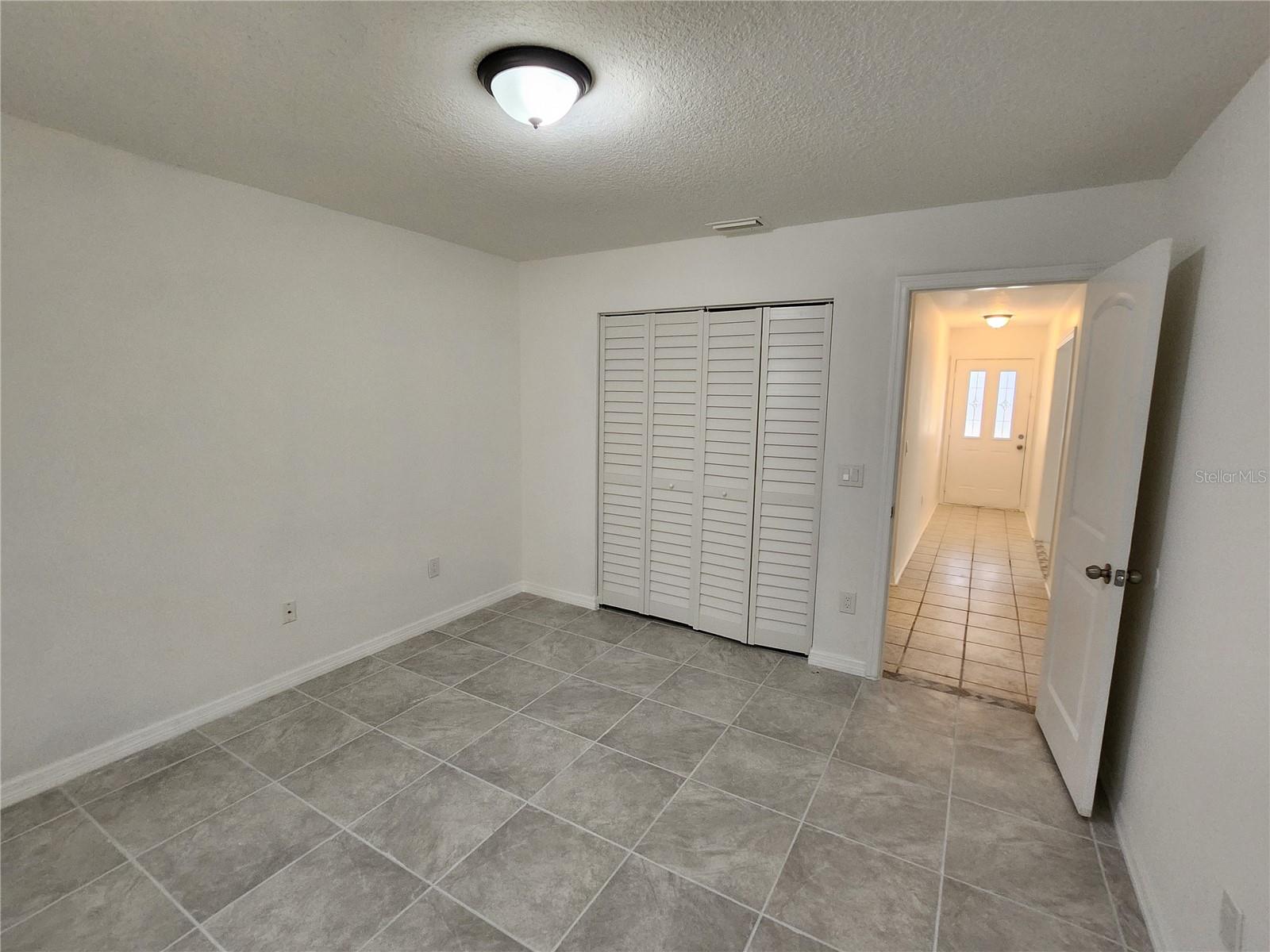 SILVER SPGS SHORES - Residential Lease