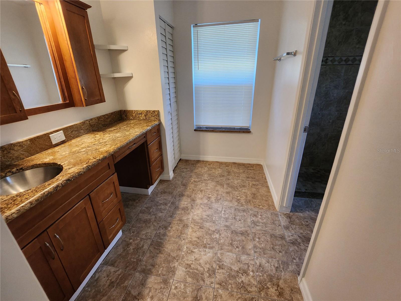 SILVER SPGS SHORES - Residential Lease