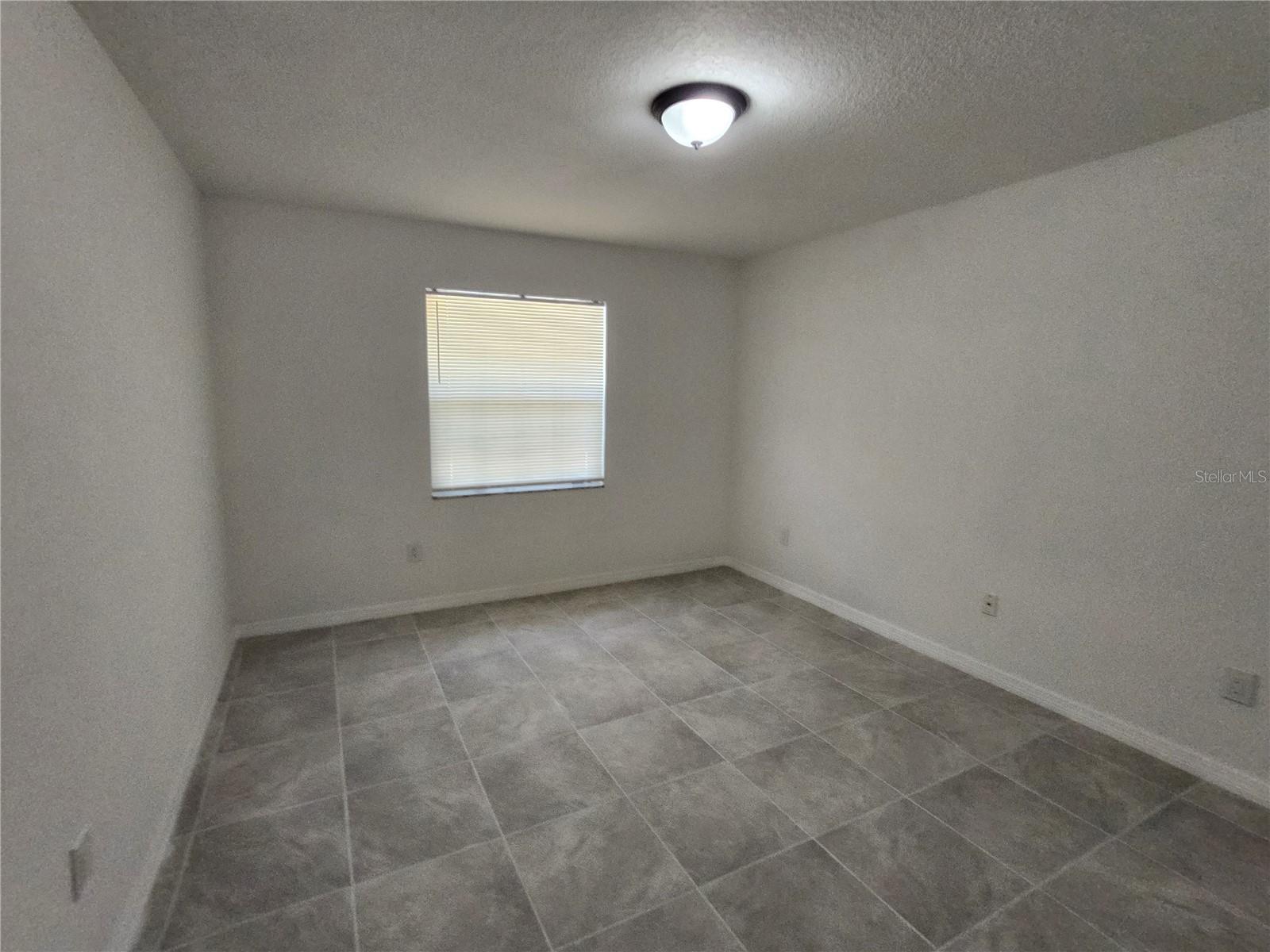 SILVER SPGS SHORES - Residential Lease