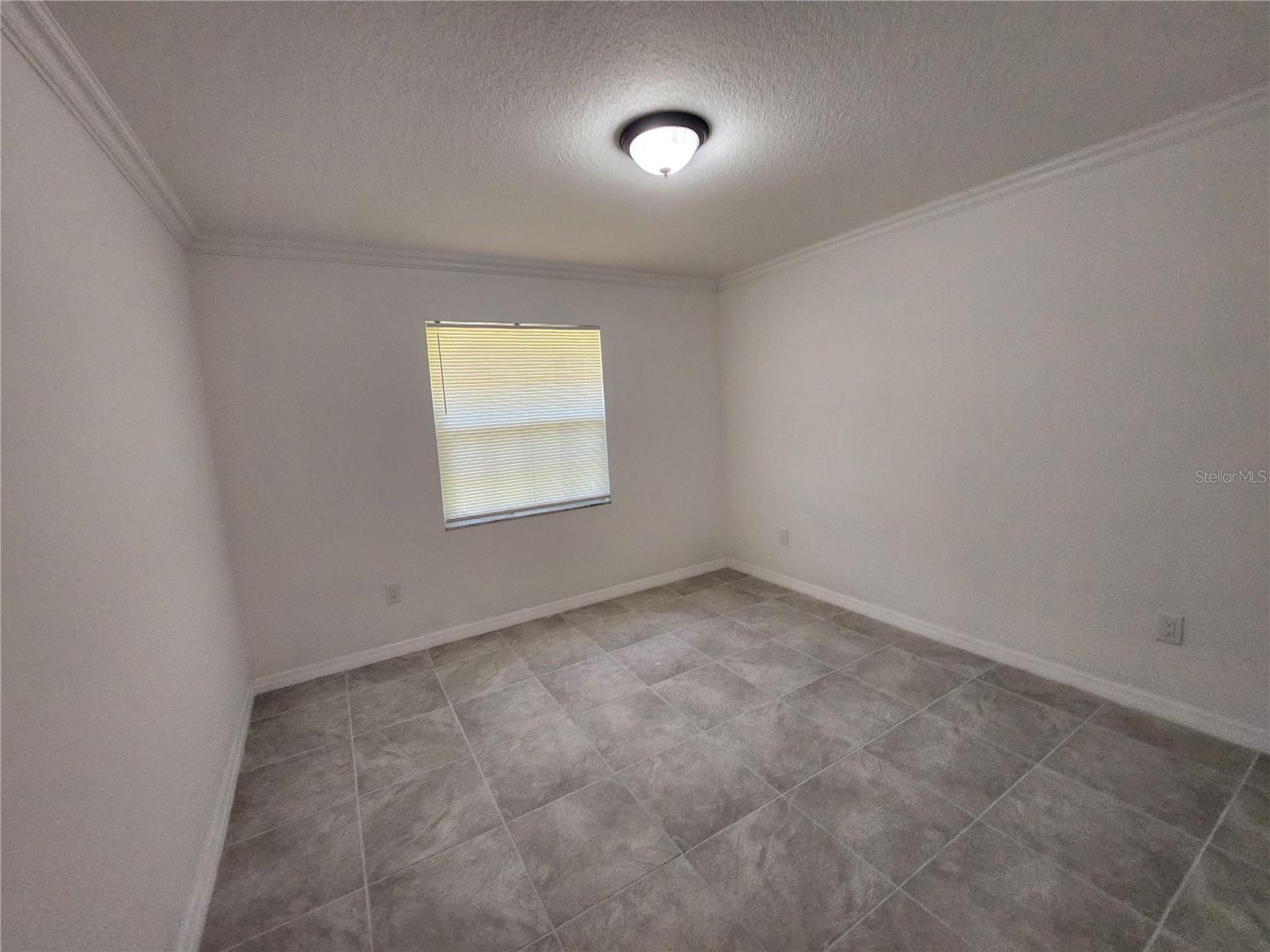 SILVER SPGS SHORES - Residential Lease