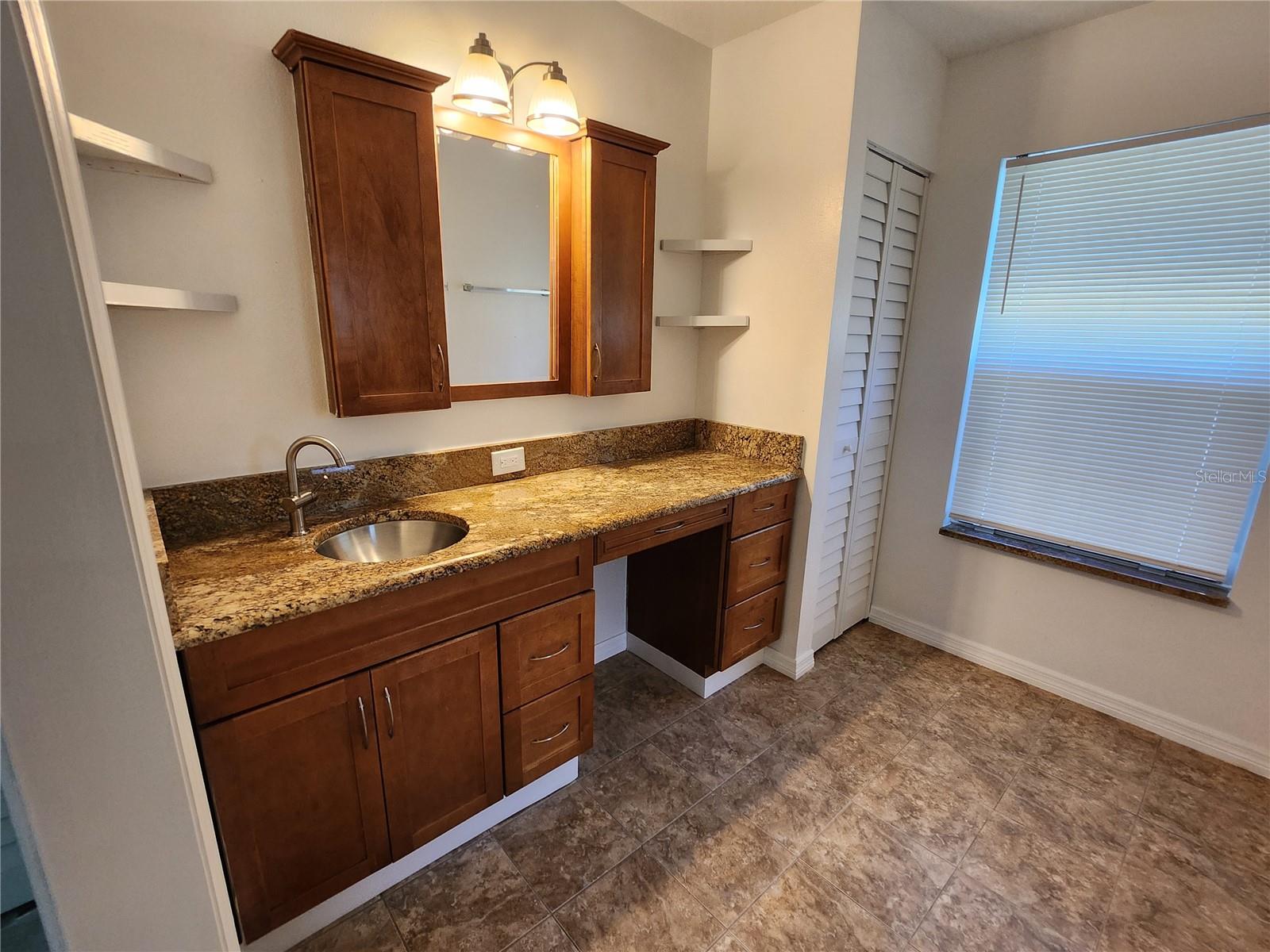 SILVER SPGS SHORES - Residential Lease