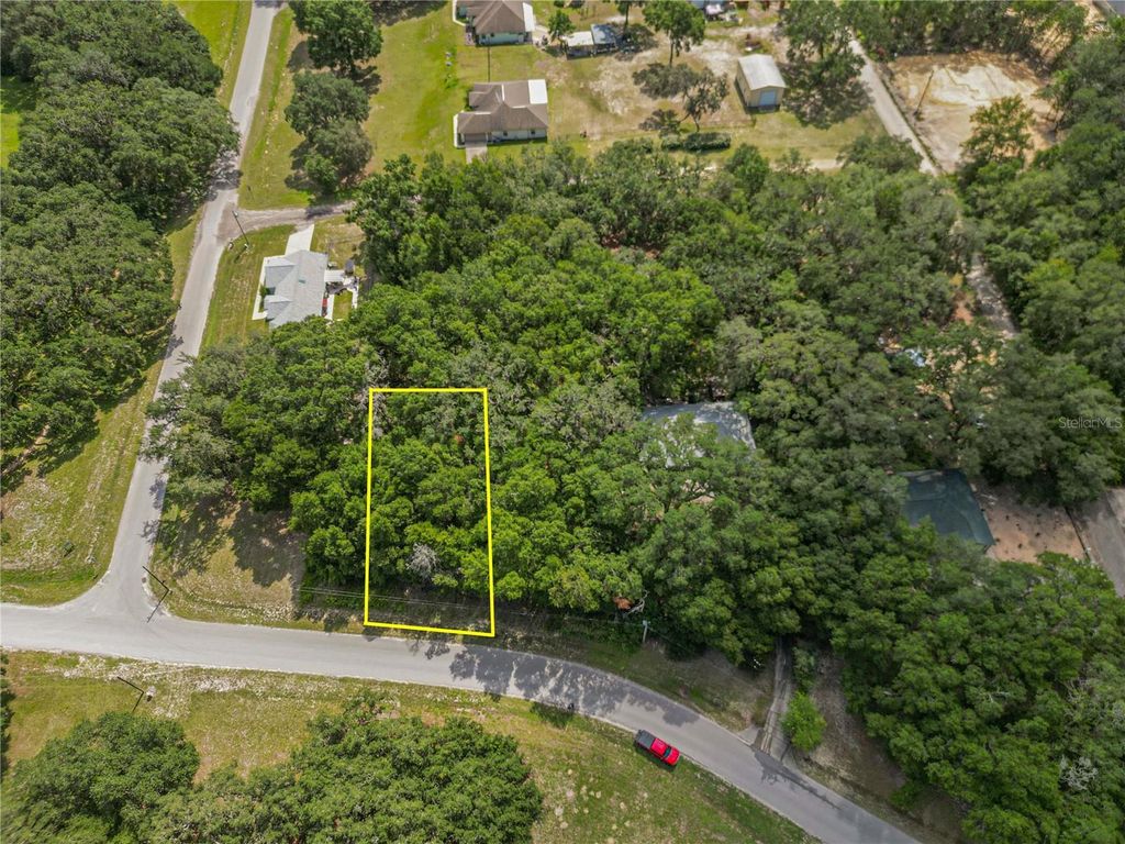 Photo of Tbd SW 136 Court Rd, Dunnellon, FL 34432 (MLS # OM707670)