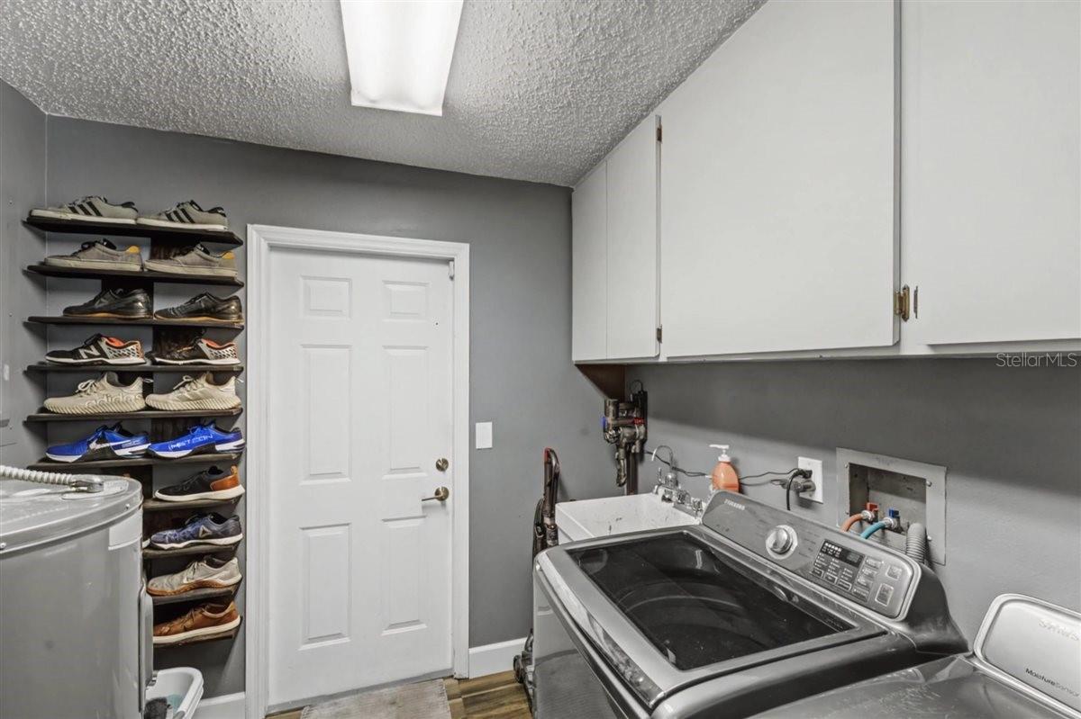 ERROL ESTATE - Residential