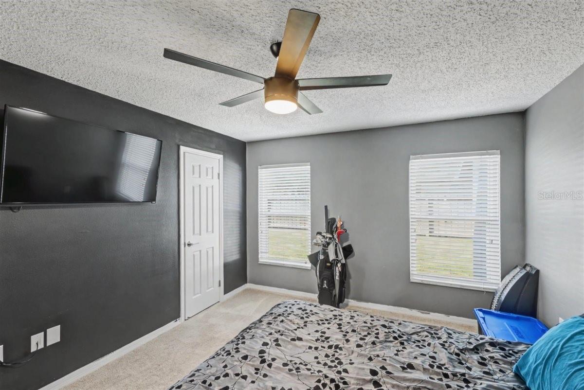 ERROL ESTATE - Residential